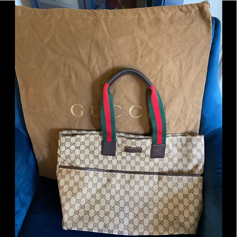 Gucci Diaper Bag with dust cover